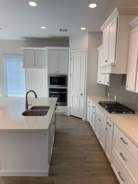 Building Photo - 8943 Red Wolf Pl