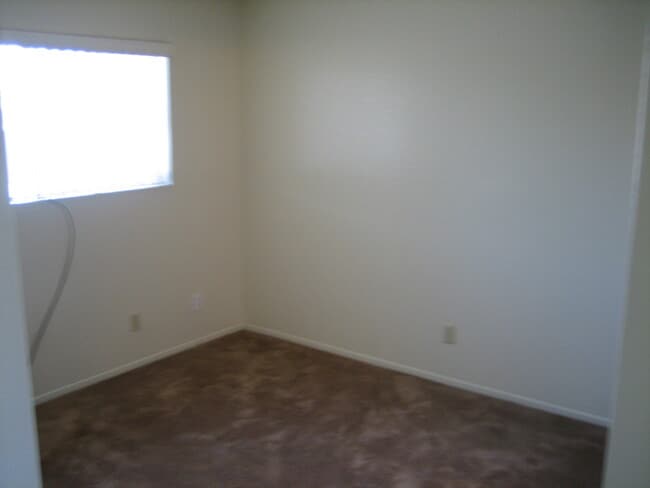 Building Photo - 17610 Cameron Lane