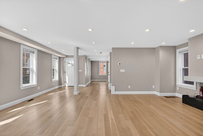 Building Photo - 17 Allston St