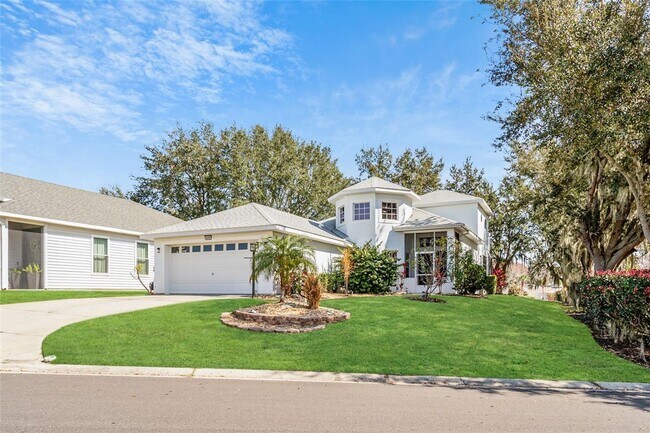 Building Photo - Stunning Custom Rental in Gated 55+ Royal ...
