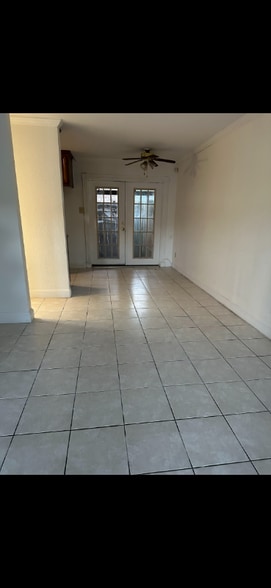 Building Photo - 6760 Prutzman Rd