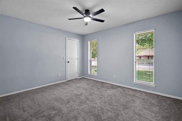 Building Photo - 1801 Ridgecrest Dr
