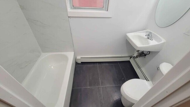 Building Photo - 262 Summit Ave