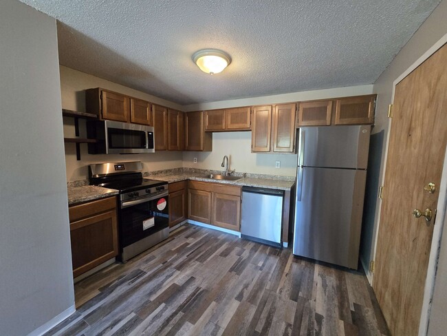 Building Photo - 311 Great Bay Woods