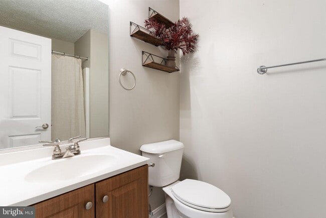 Building Photo - 12418 Red Rock Ct