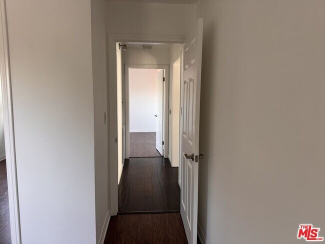 Building Photo - 2639 6th St