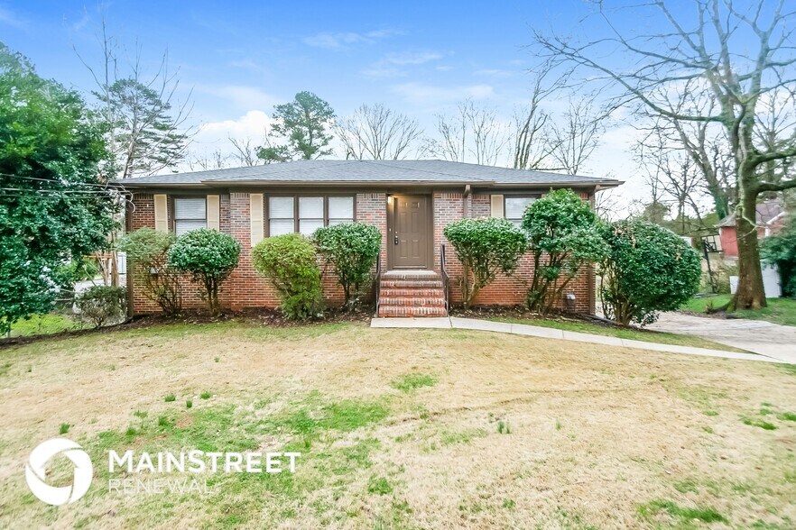 Primary Photo - 513 Goldenrod Dr