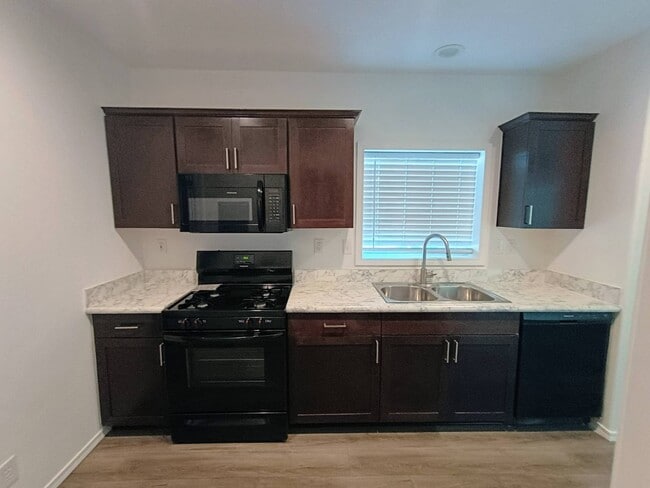 Building Photo - 4388 E Lake Mead Blvd