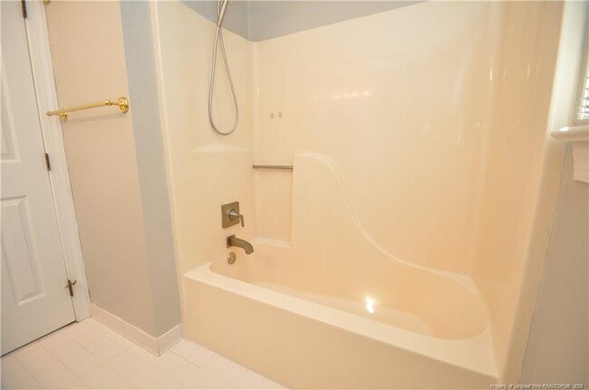 Building Photo - 101 Glen Hearth Ct