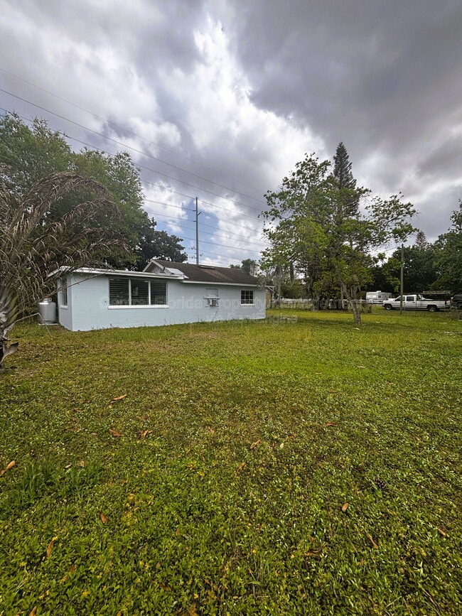 Building Photo - 834 Oberry Hoover Rd