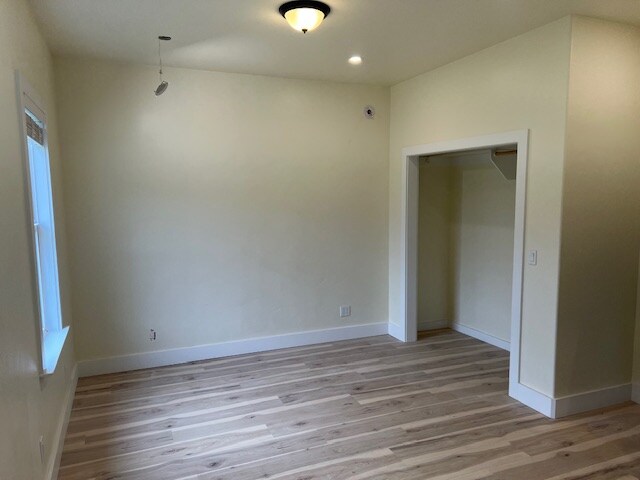 Building Photo - 3353 Spear Ave