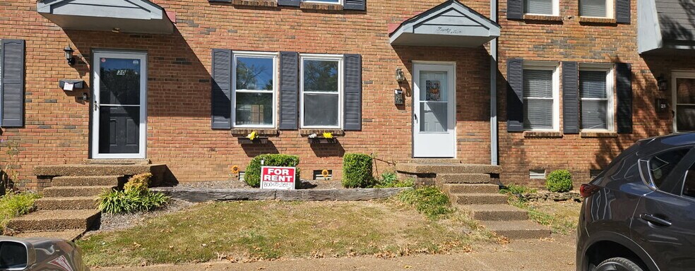 Building Photo - 5515 Country Dr