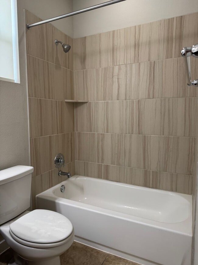 Building Photo - 15009 Casbah Dr
