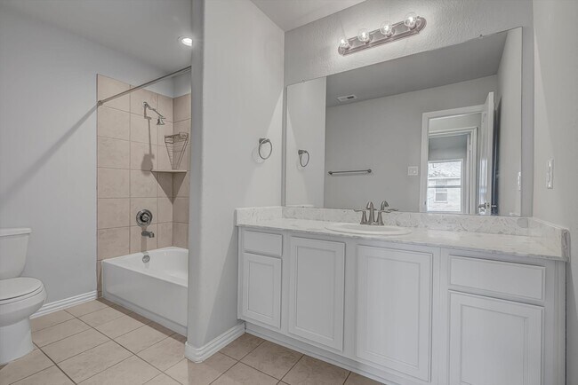 Building Photo - 285 Rd 66121