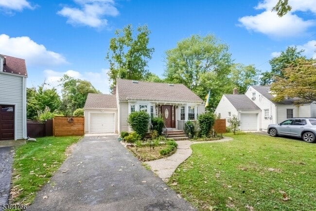 Building Photo - 425 Brook Ct
