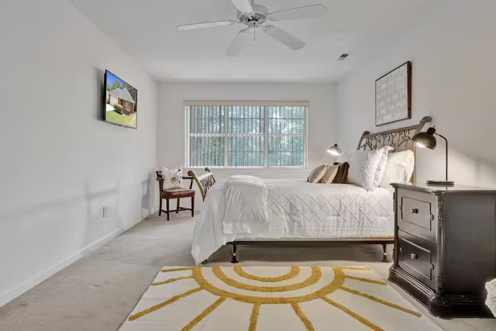 Building Photo - 4525 Sagewood Ln