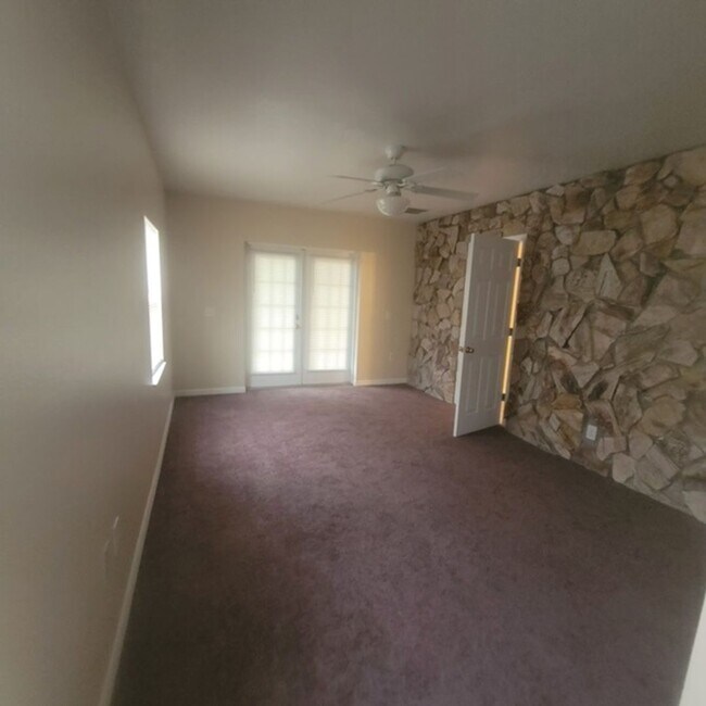 Building Photo - 2/2 Home with Water View off Neptune Road