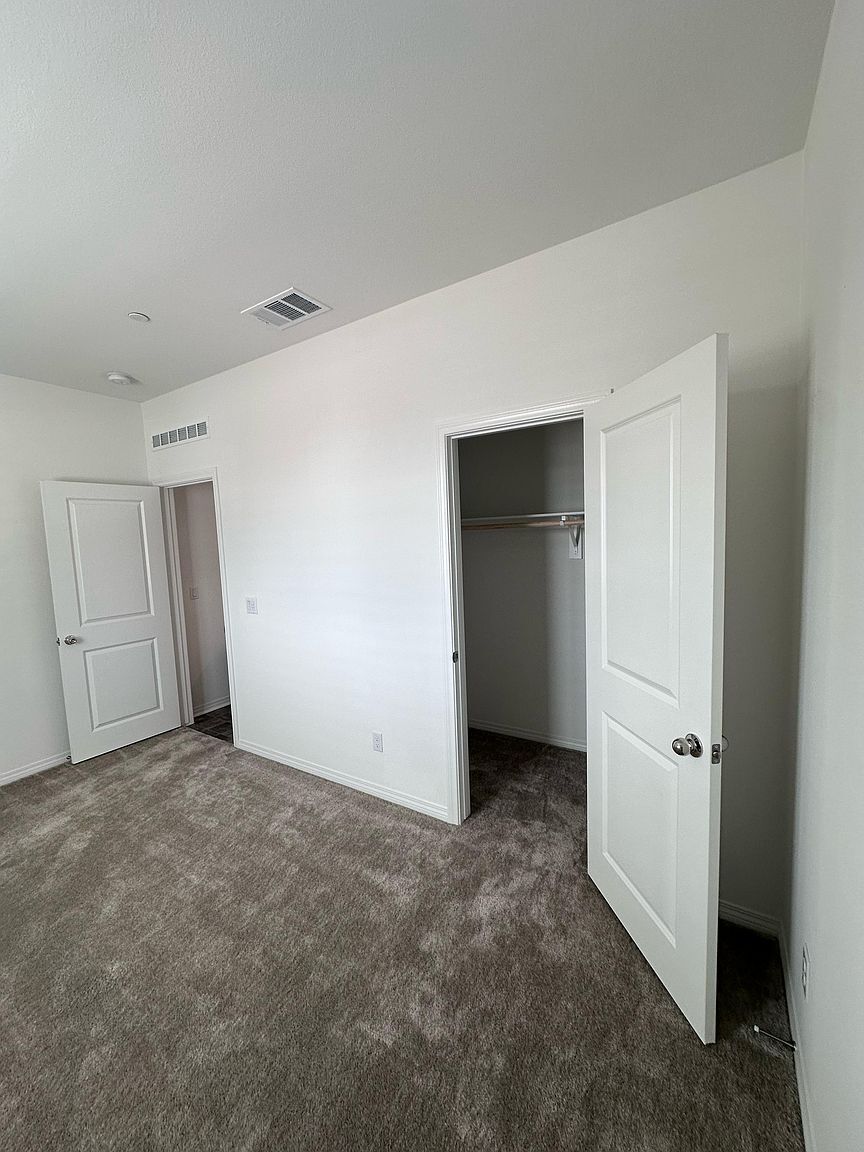 Building Photo - 30272 Truckee Cir