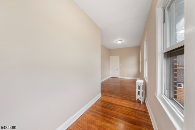 Building Photo - 49 Caldwell Pl