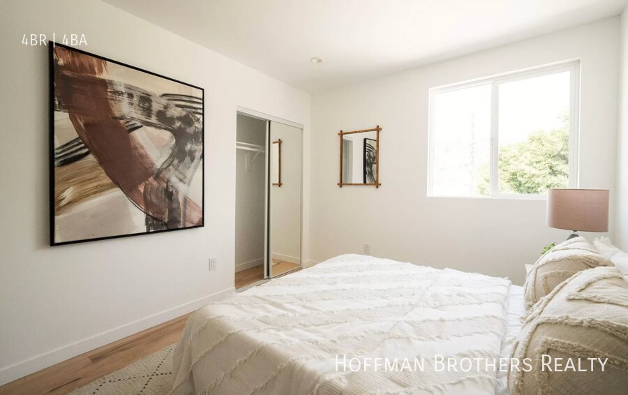 Building Photo - 2683 Roseview Ave