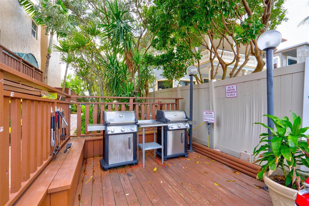 Building Photo - 1421 S Ocean Blvd