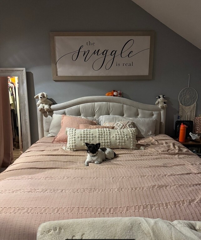 Building Photo - 326 Sterling St