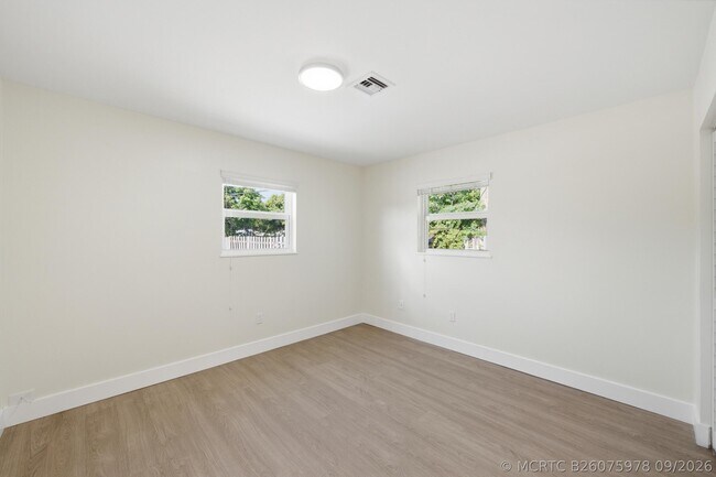 Building Photo - 351 Wickline Blvd