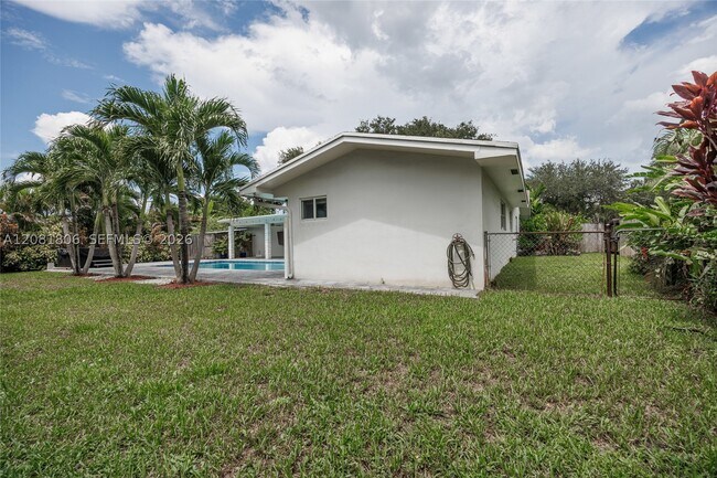 Building Photo - 7460 NW 7th St