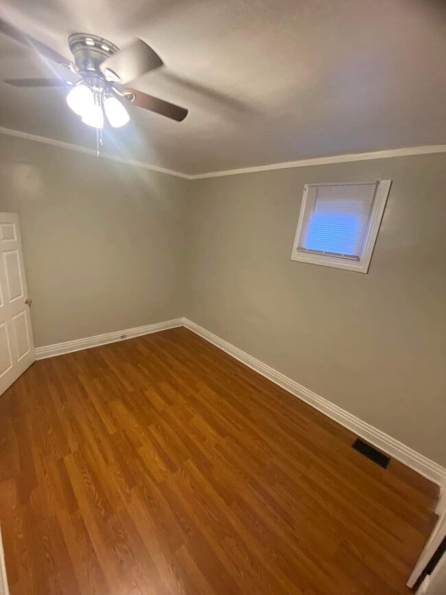 Building Photo - 3004 Taylor Blvd