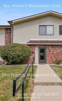 Building Photo - 14 Greenwood Trail N Dr