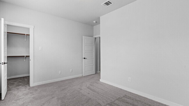 Building Photo - Modern Living in the Heart of San Antonio's Medical Center Area!