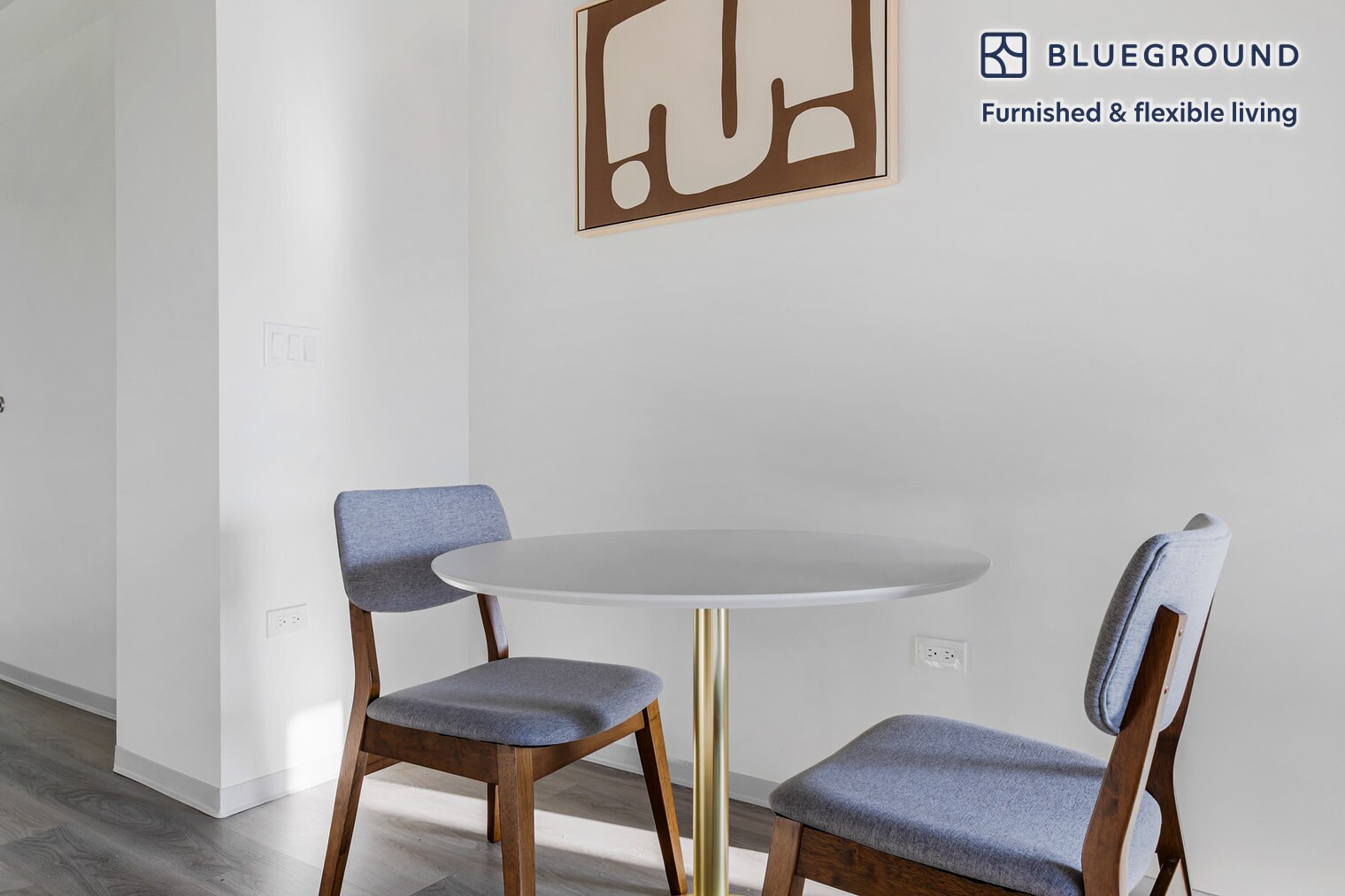 Building Photo - 343 W Schiller St