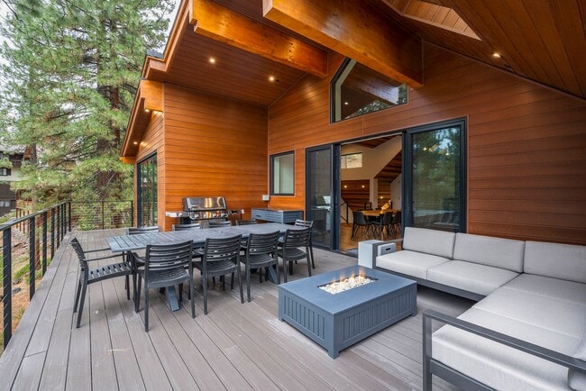 Building Photo - The ultimate Tahoe experience