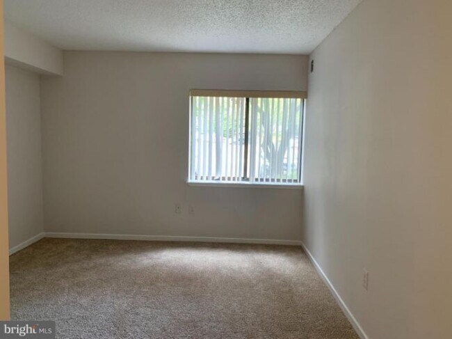 Building Photo - 2921 N Leisure World Blvd