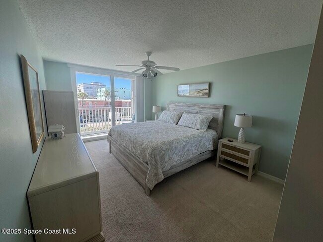 Building Photo - 3740 Ocean Beach Blvd