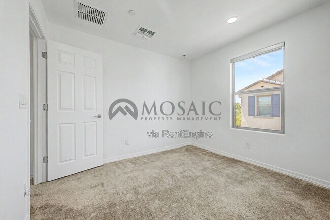 Building Photo - 8317 E Impala Ave