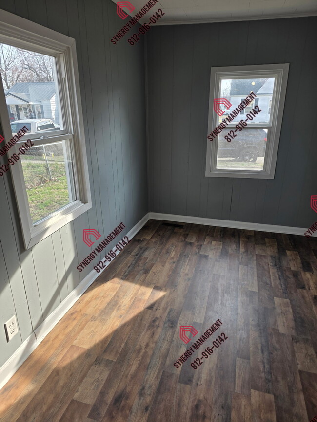 Building Photo - 1107 Helm St