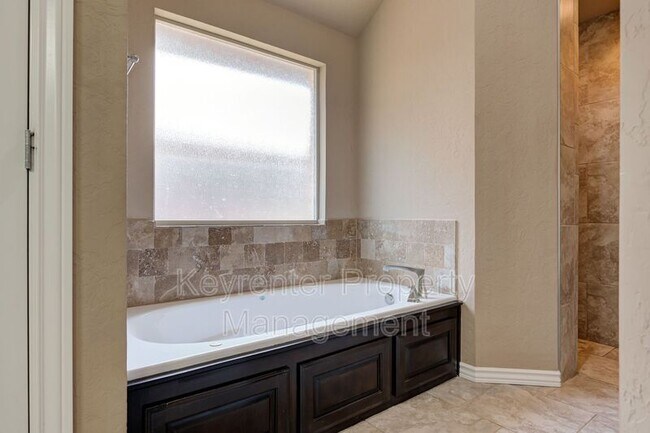 Building Photo - 204 SW 167th St