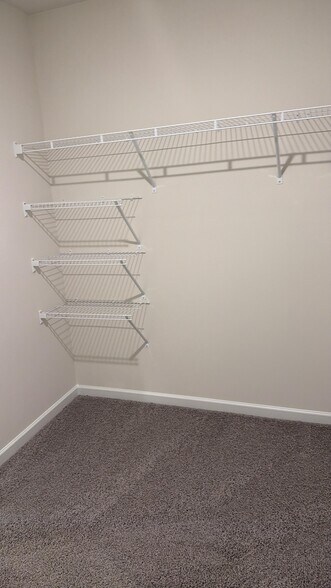 Building Photo - 1614 Yarrow Ln