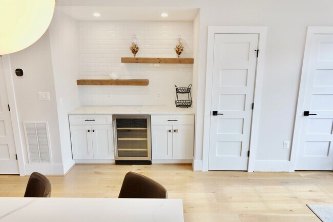 Building Photo - Luxury Rowhouse Living in Columbia Heights (w/Solar!)