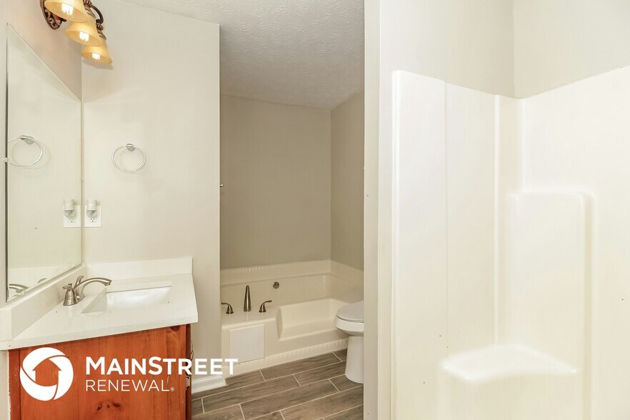 Building Photo - 345 Justin Dr