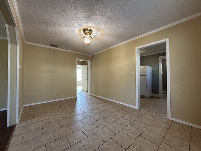 Building Photo - A Lubbock Gem Awaits!