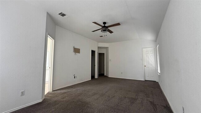 Building Photo - 3819 Eagles Nest St