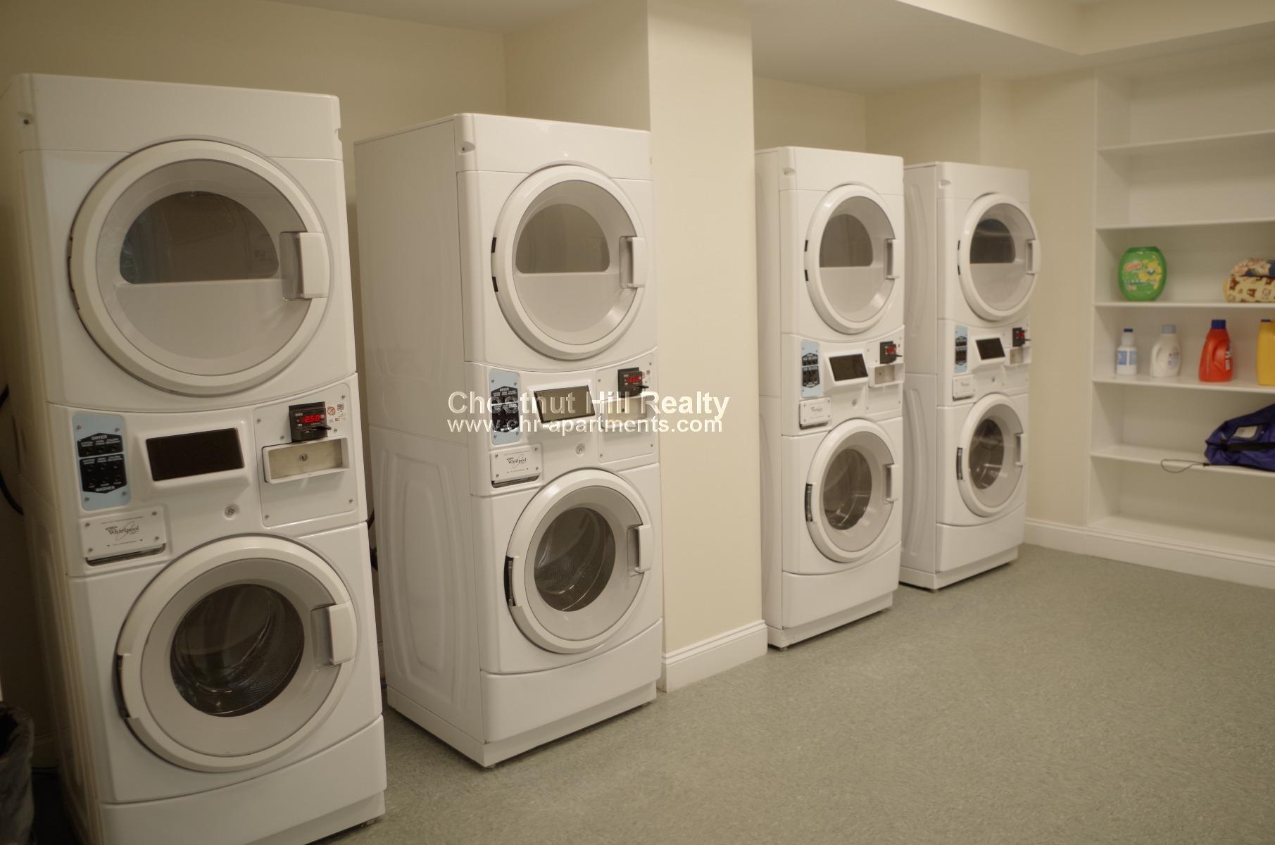 Building Photo - 3 Chauncy St