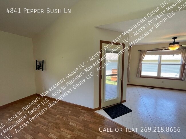 Building Photo - 4841 Pepper Bush Ln