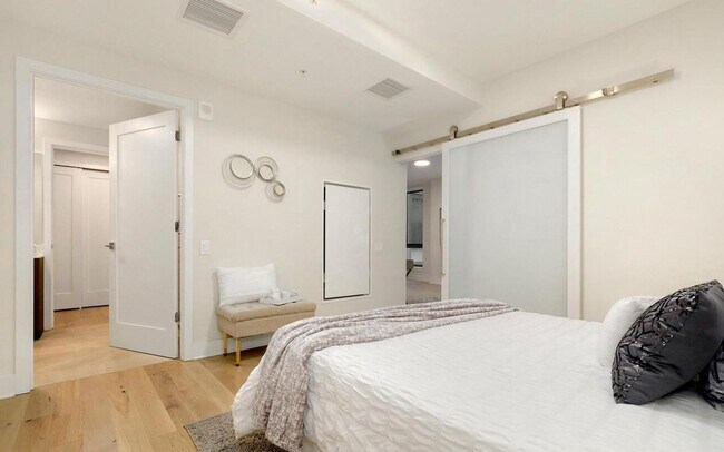 Building Photo - NEW SPECIAL -Navy Yard Luxury 1 Bedroom Co...