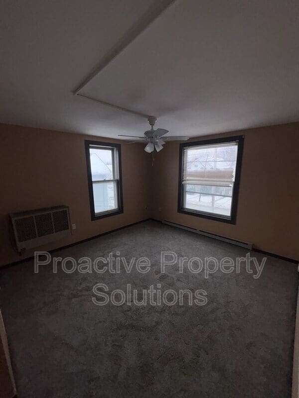 Building Photo - 716 W Lackawanna Ave