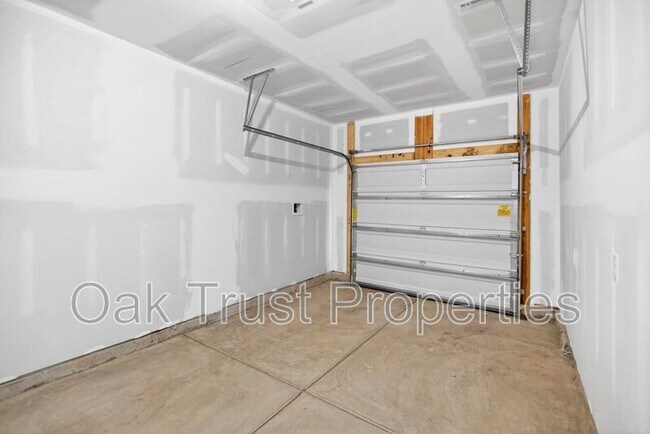 Building Photo - 502 Townsford Ln