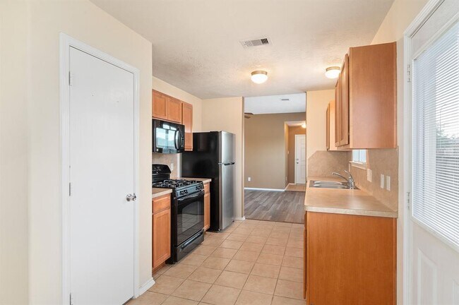 Building Photo - 17219 Osprey Landing Dr