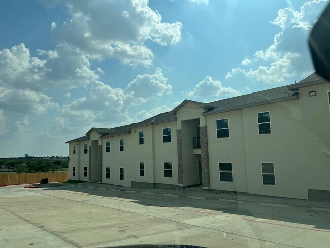 Primary Photo - 1201 Gage Ave